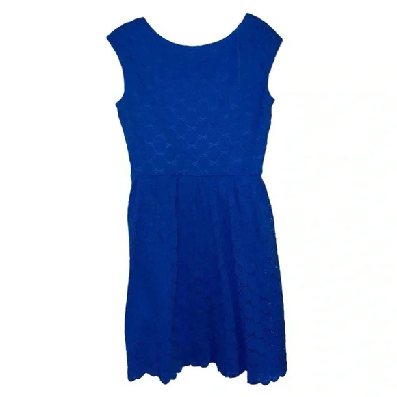 Ronni Nicole size 6 blue lace dress with intricate lace detailing throughout. - Picture 2 of 4